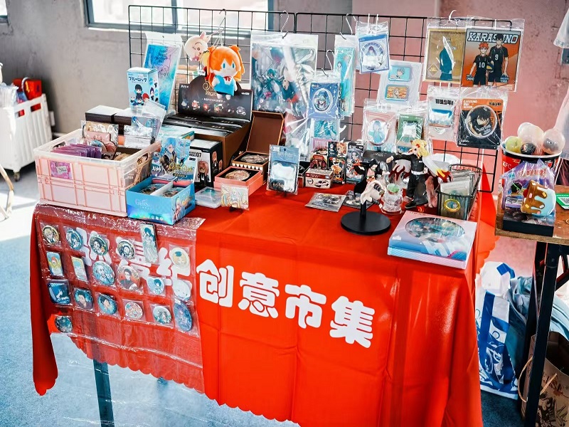 1760689013354108.jpg 动漫节狂欢照片1.jpg