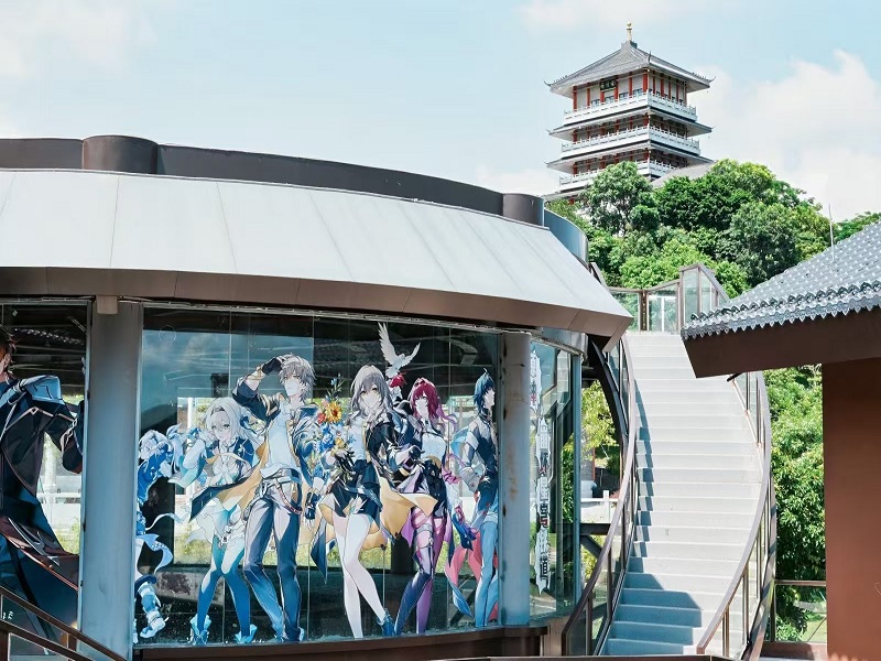 1760689029844713.jpg 动漫节狂欢照片3.jpg